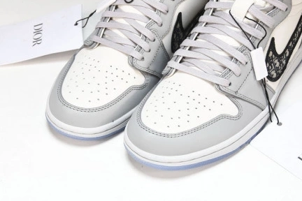 HIGH JORDAN X DR RETRO 1 AIR 0727
